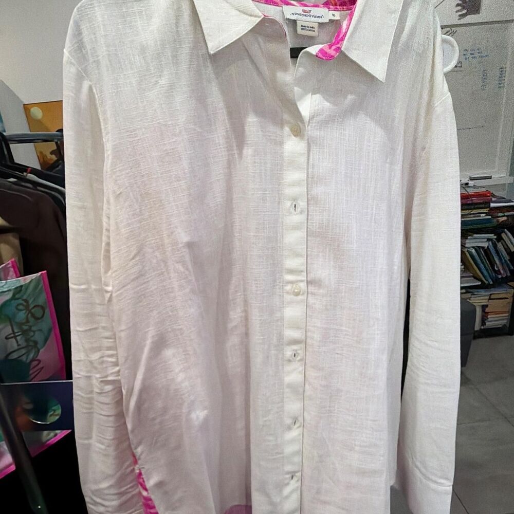 Vineyard-vines Women's White and Cream Blouse